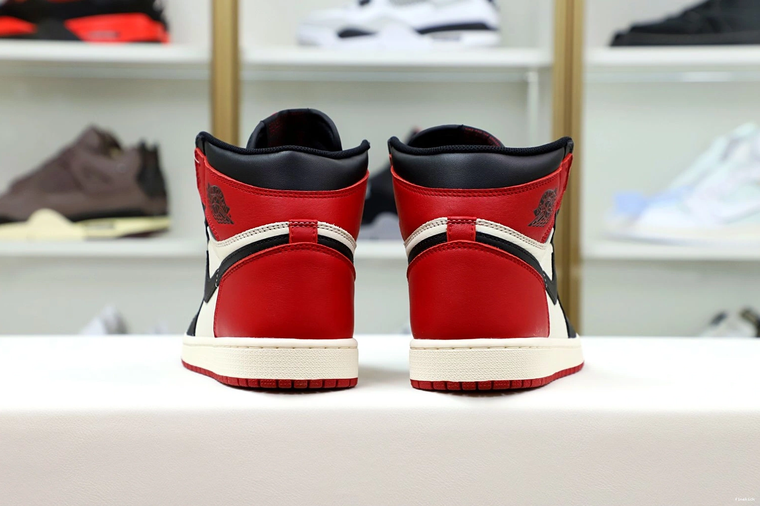 'BRED AIR OG RETRO HIGH 1 TOE' JORDAN 0928